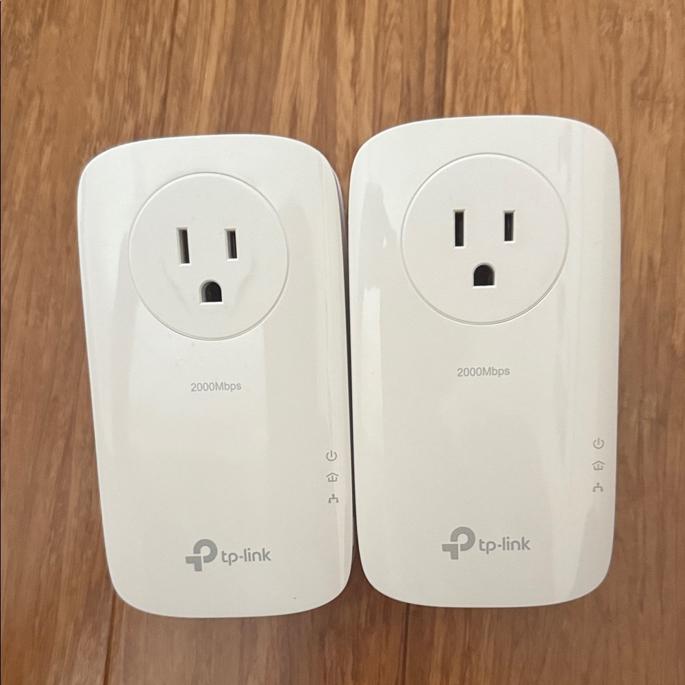 TP-Link AV2000 Powerline Ethernet Adapter TL-PA9020P KIT